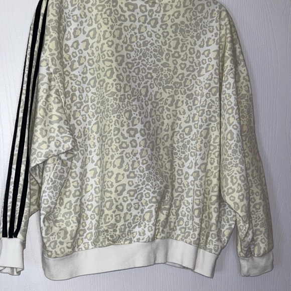 NWOT adidas leopard print long sleeve sweat shirt - Picture 2 of 7